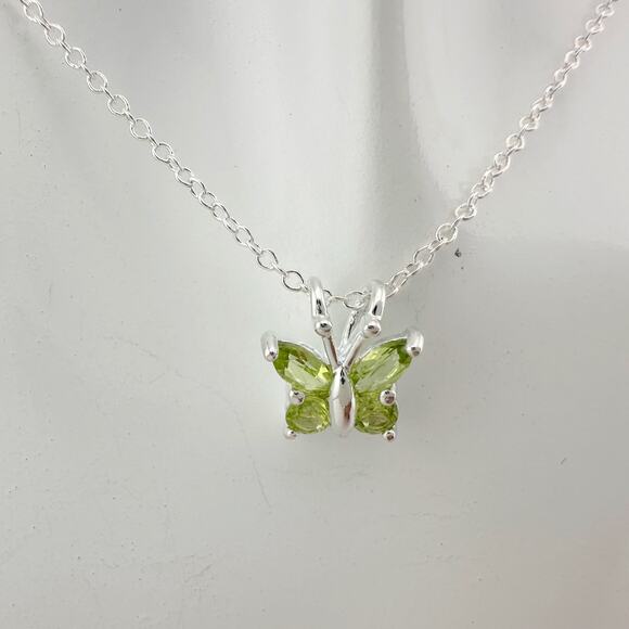 Pretty Natural Green Peridot Butterfly Necklace - Picture 3 of 11